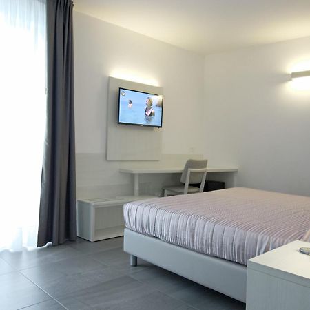 Hotel Paris Lignano Sabbiadoro Luaran gambar