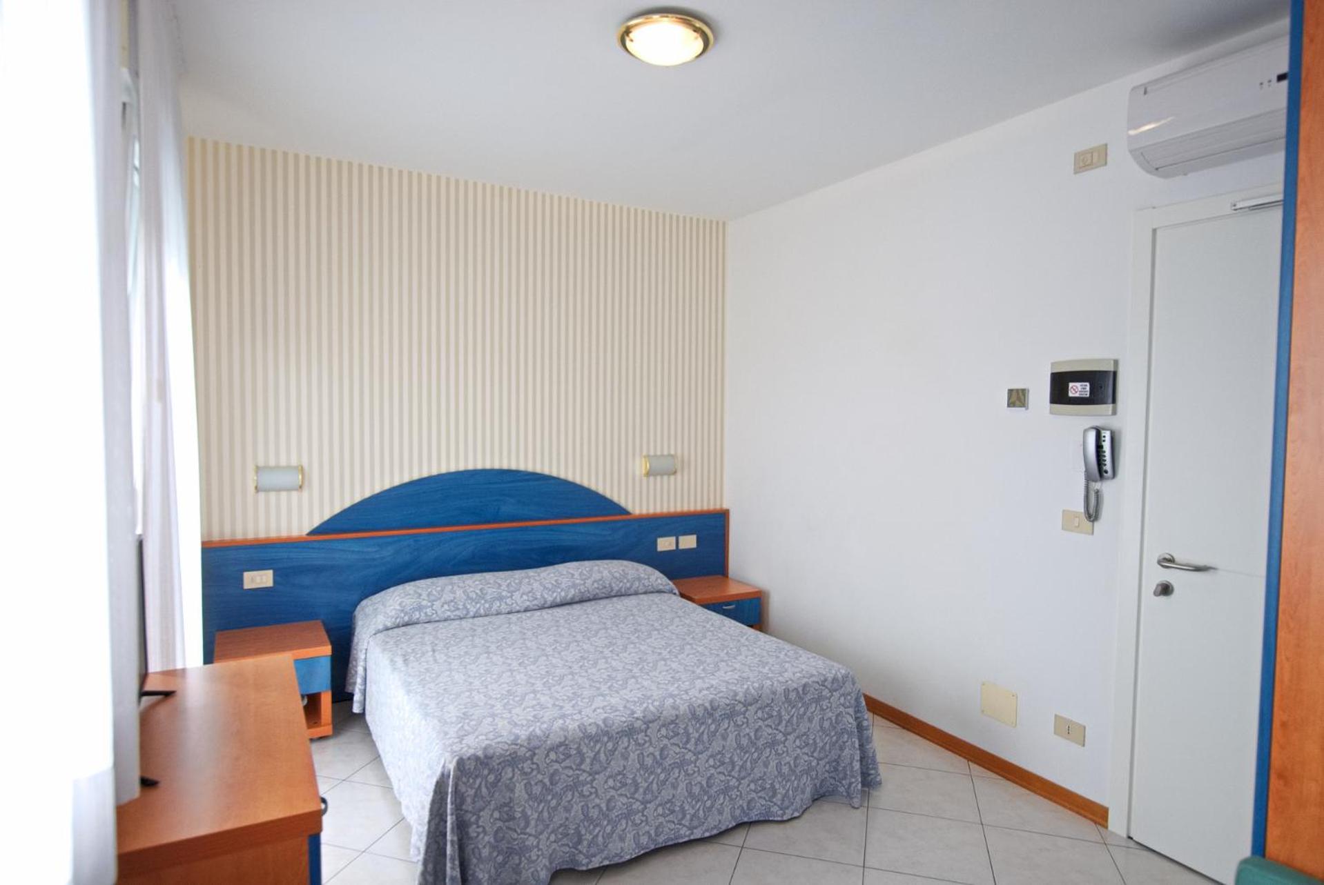 Hotel Paris Lignano Sabbiadoro Luaran gambar