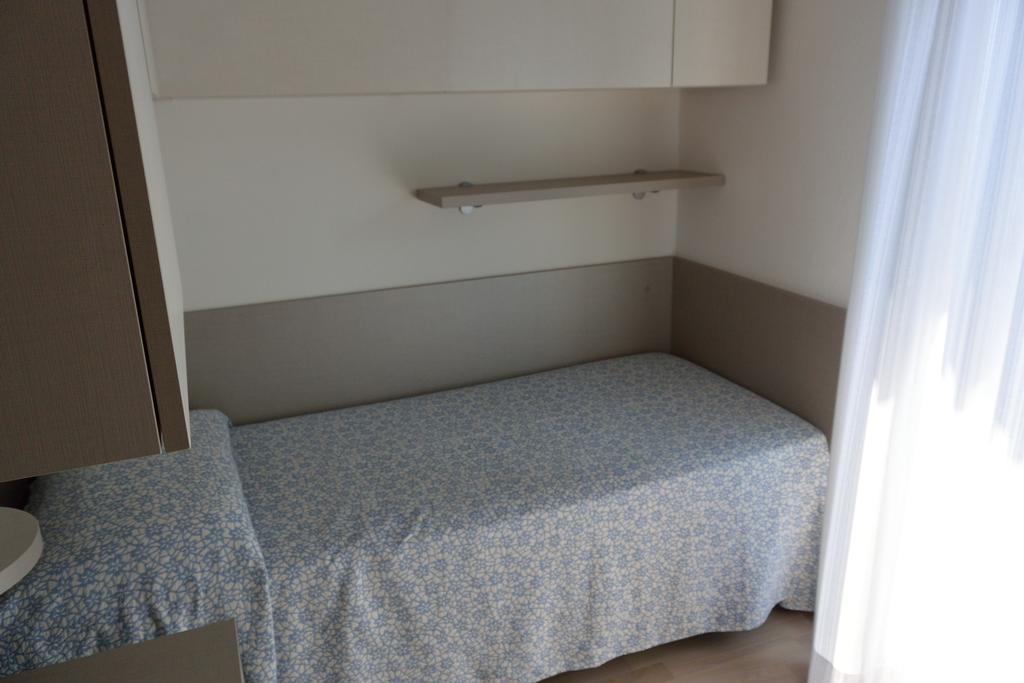 Hotel Paris Lignano Sabbiadoro Bilik gambar